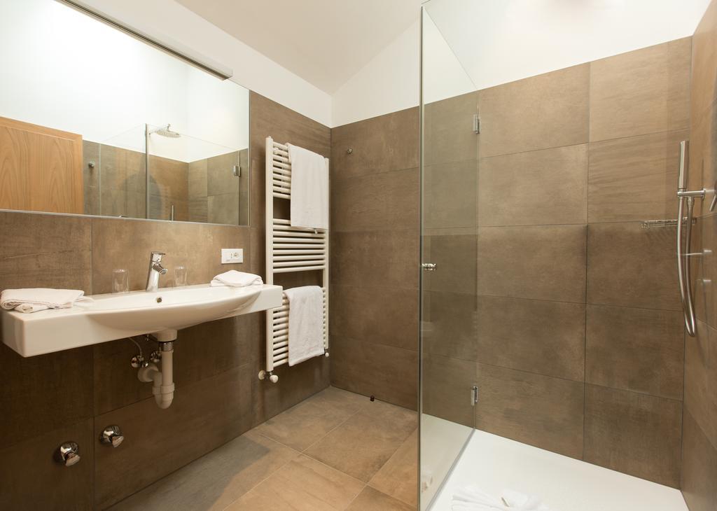 Hotel Appartement Inge ติโรโล ภายนอก รูปภาพ